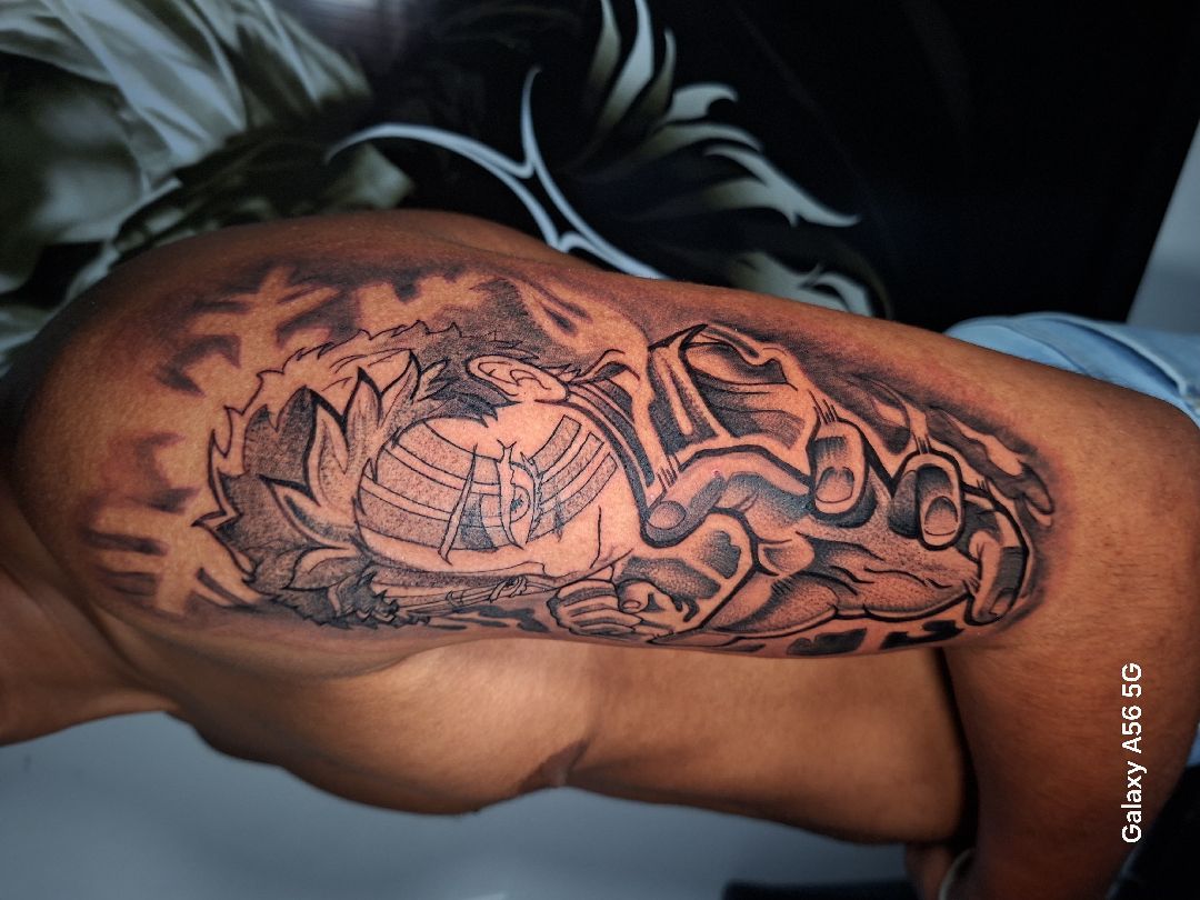 Foto 7 de Tattoo piercing