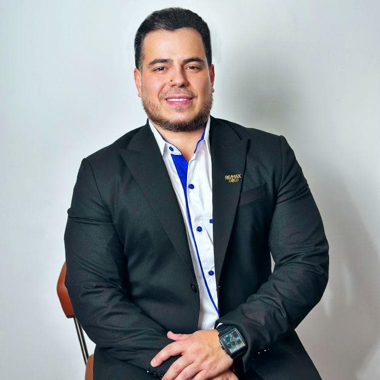 Raynner Sánchez Re Max