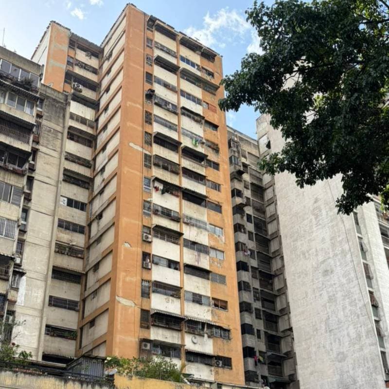 Apartamento en la Av Baralt, para la Venta